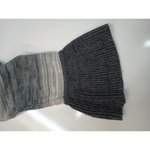 White House Black Market Sweater Gray Variegated Ruffle Cardigan Striped Size S - Picture 7 of 7